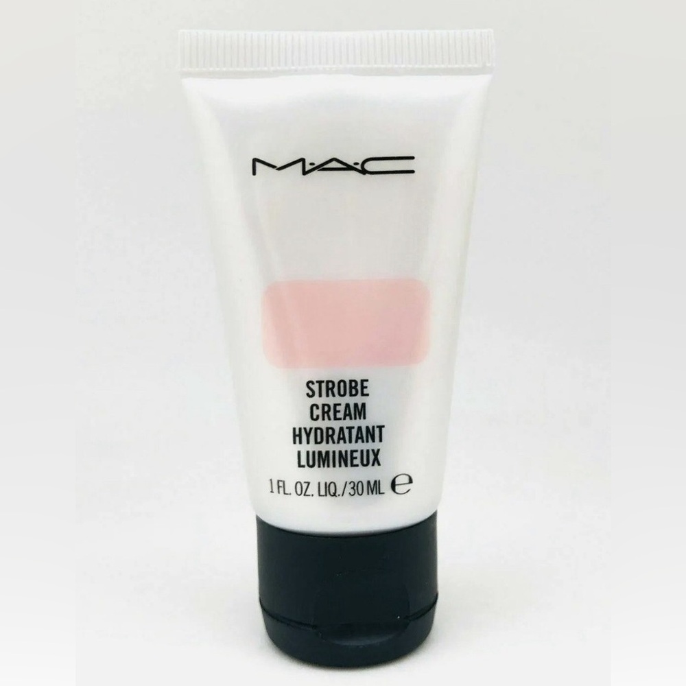 NWOT MAC Cosmetics Strobe Highlighting Moisturizer Cream
